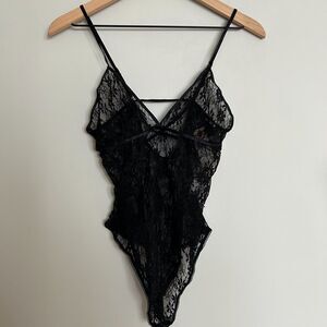 Azalea Sia Lace Bodysuit